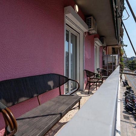 Newly Renovated 2 Bedroom Apartment, 5Min To Metro Atene Esterno foto